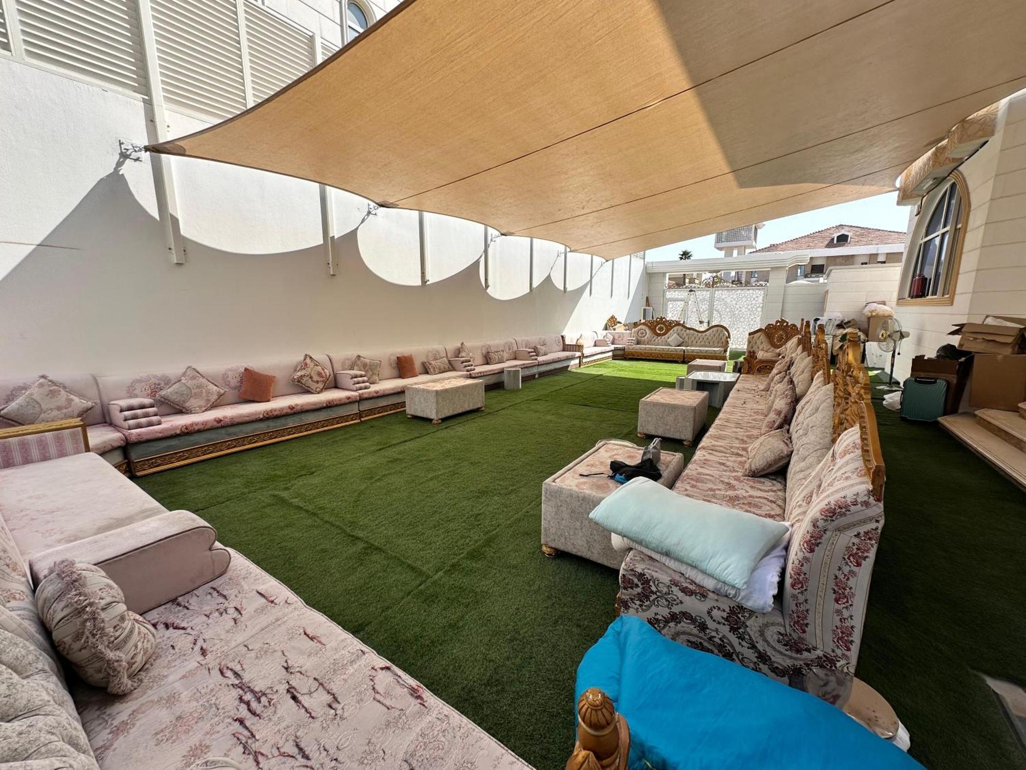 International Abu Dhabi Hostel Экстерьер фото