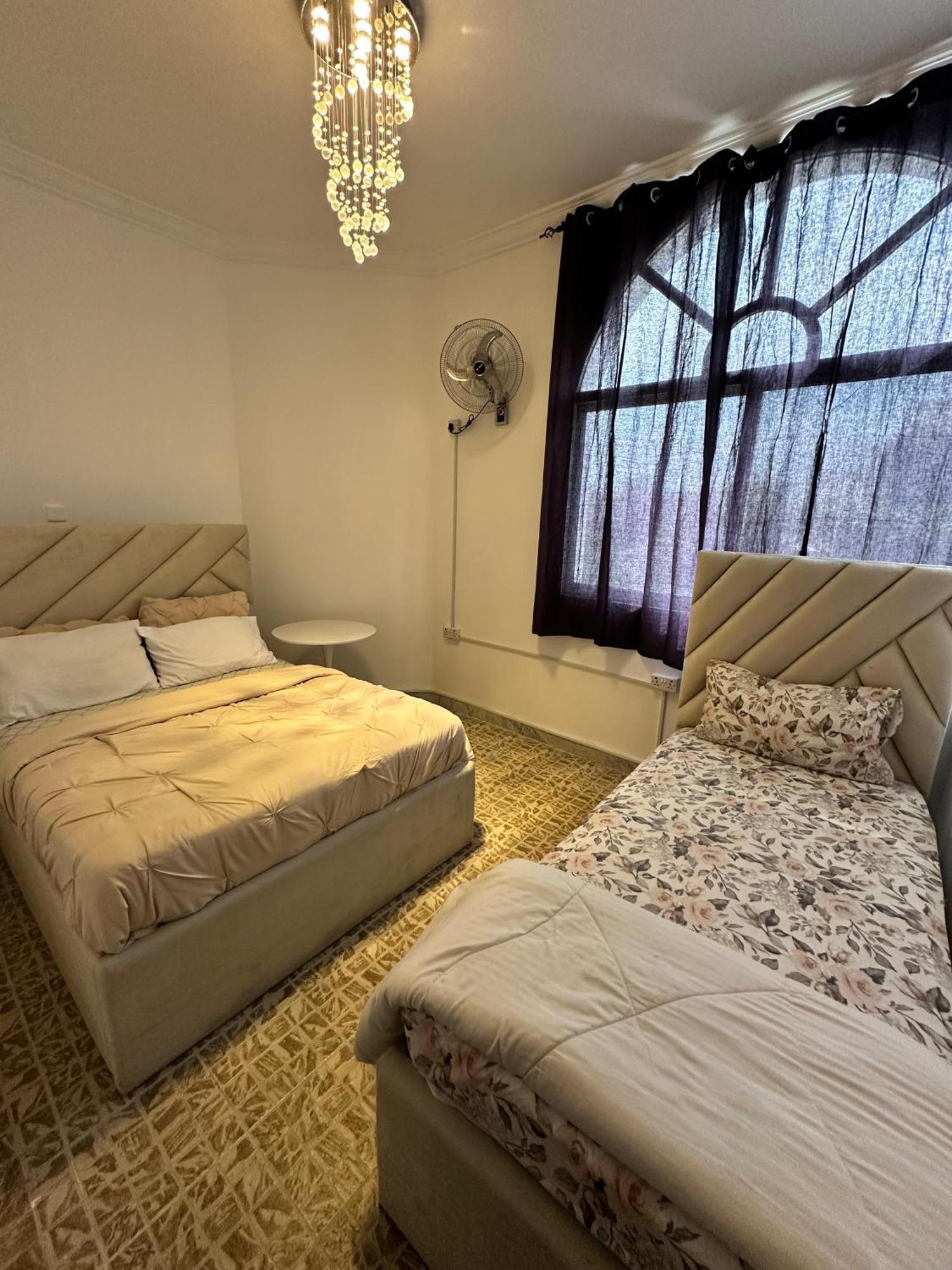 International Abu Dhabi Hostel Экстерьер фото