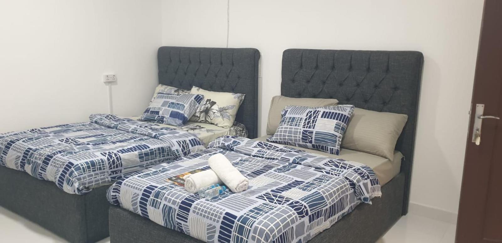 International Abu Dhabi Hostel Экстерьер фото