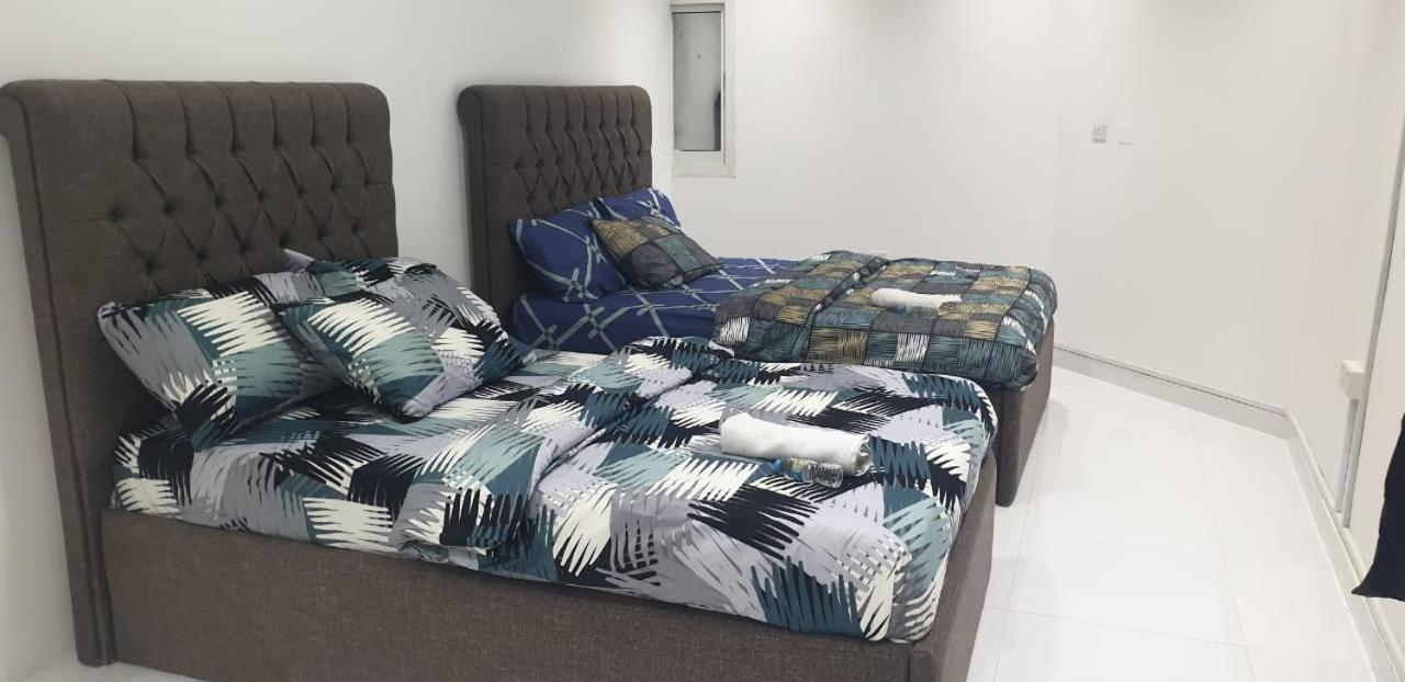 International Abu Dhabi Hostel Экстерьер фото