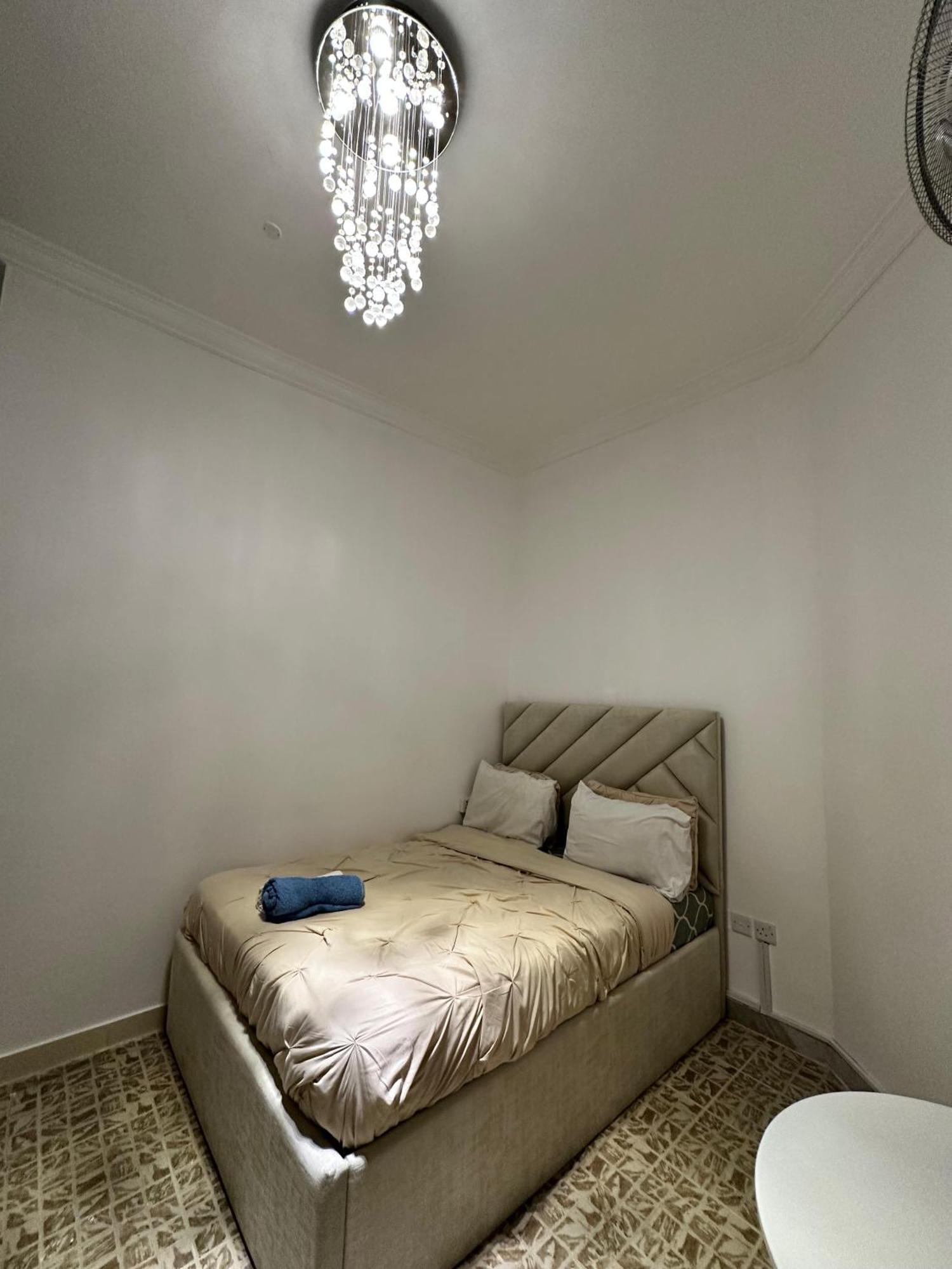 International Abu Dhabi Hostel Экстерьер фото